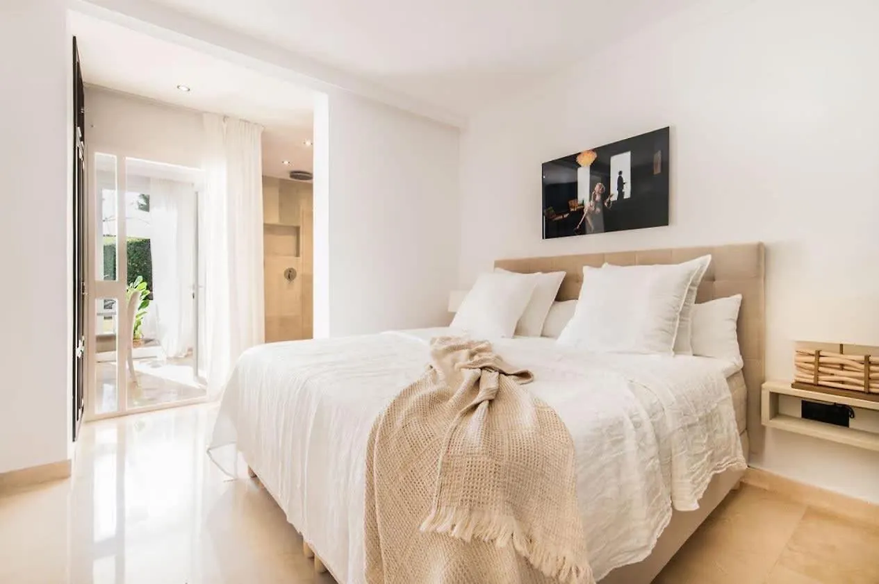 Casa Linda Terrace Pool Modern Apartment Benahavis